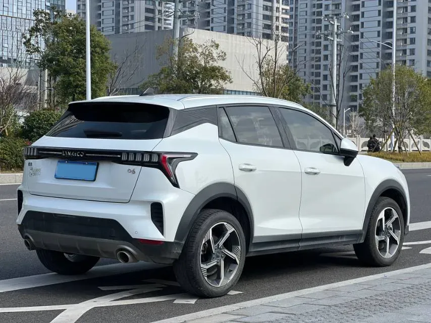 2023 LYNK&CO 06 1.5T 181HP L4 7DCT,autocango,china used car exporter,china ev exporter,chinese used car exporter,chinese used ev exporter