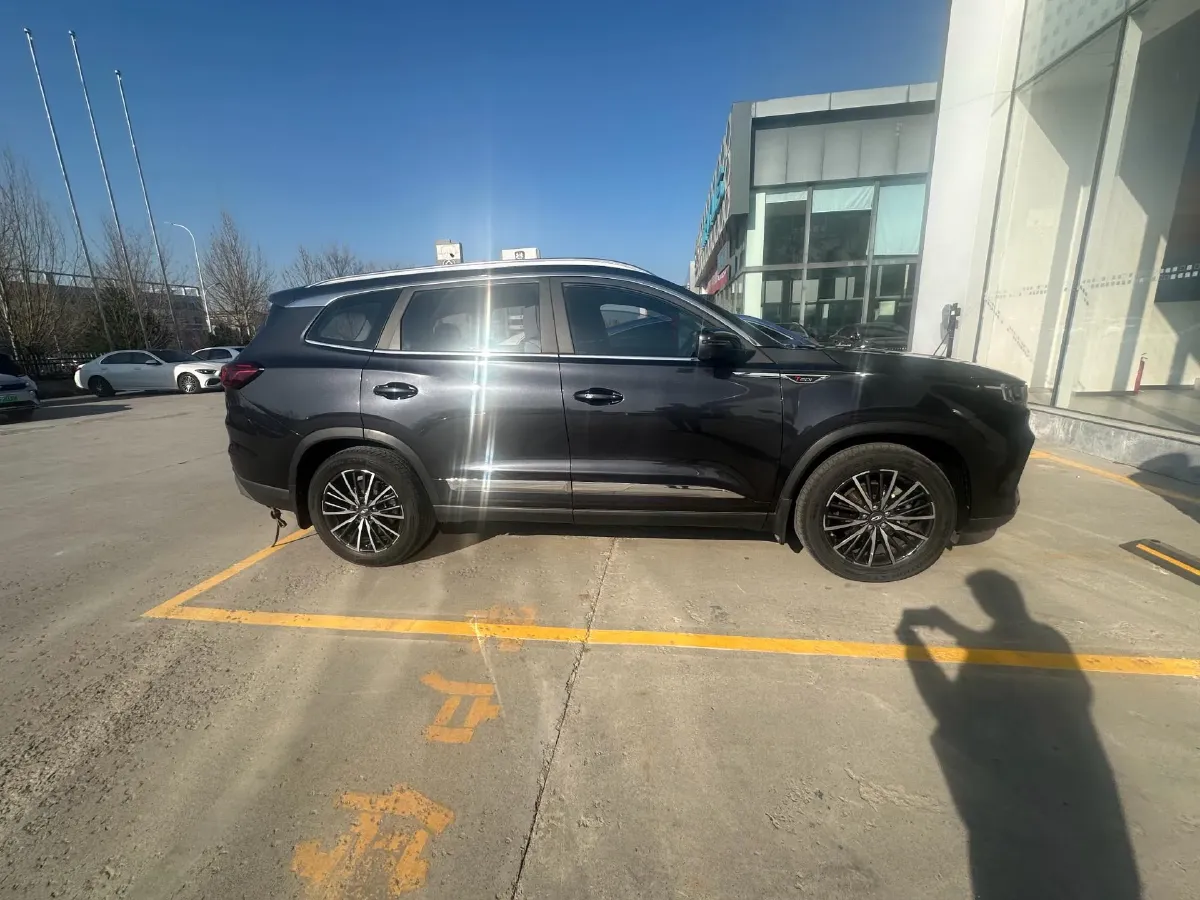 2021 Chery Tiggo 8 Plus 1.6T 197HP L4 7DCT,autocango,china used car exporter,china ev exporter,chinese used car exporter,chinese used ev exporter