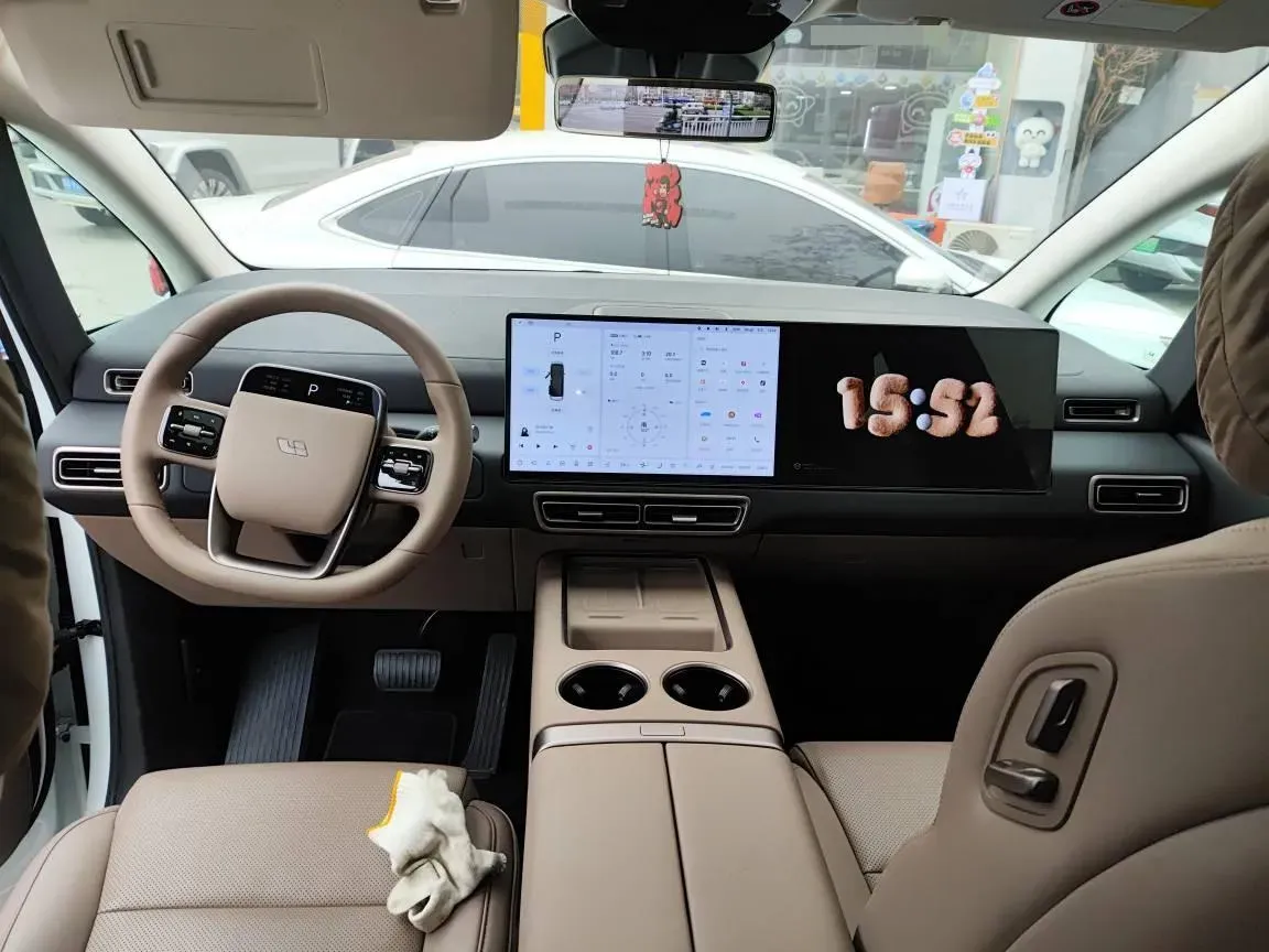 2025 Li MEGA BEV,autocango,china used car exporter,china ev exporter,chinese used car exporter,chinese used ev exporter