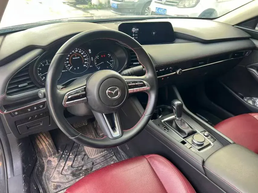 2022 Mazda 3 Axela 2.0L 158HP L4 6AT,autocango,china used car exporter,china ev exporter,chinese used car exporter,chinese used ev exporter