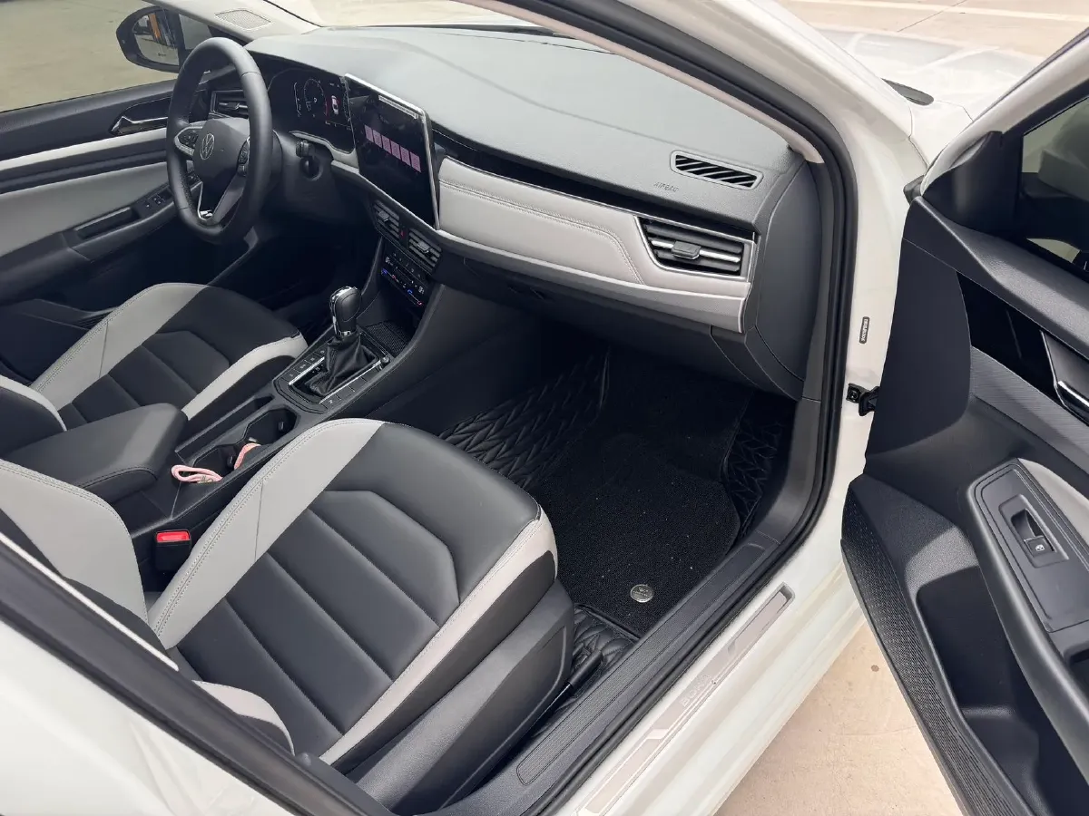 2023 Volkswagen Bora 1.4T 150HP L4 7DCT,autocango,china used car exporter,china ev exporter,chinese used car exporter,chinese used ev exporter