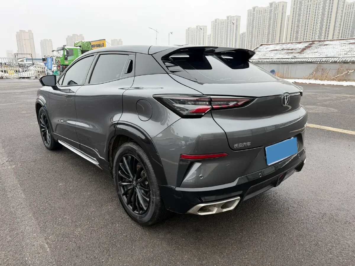 2023 ChangAn UNI-T 1.5T 188HP L4 7DCT,autocango,china used car exporter,china ev exporter,chinese used car exporter,chinese used ev exporter