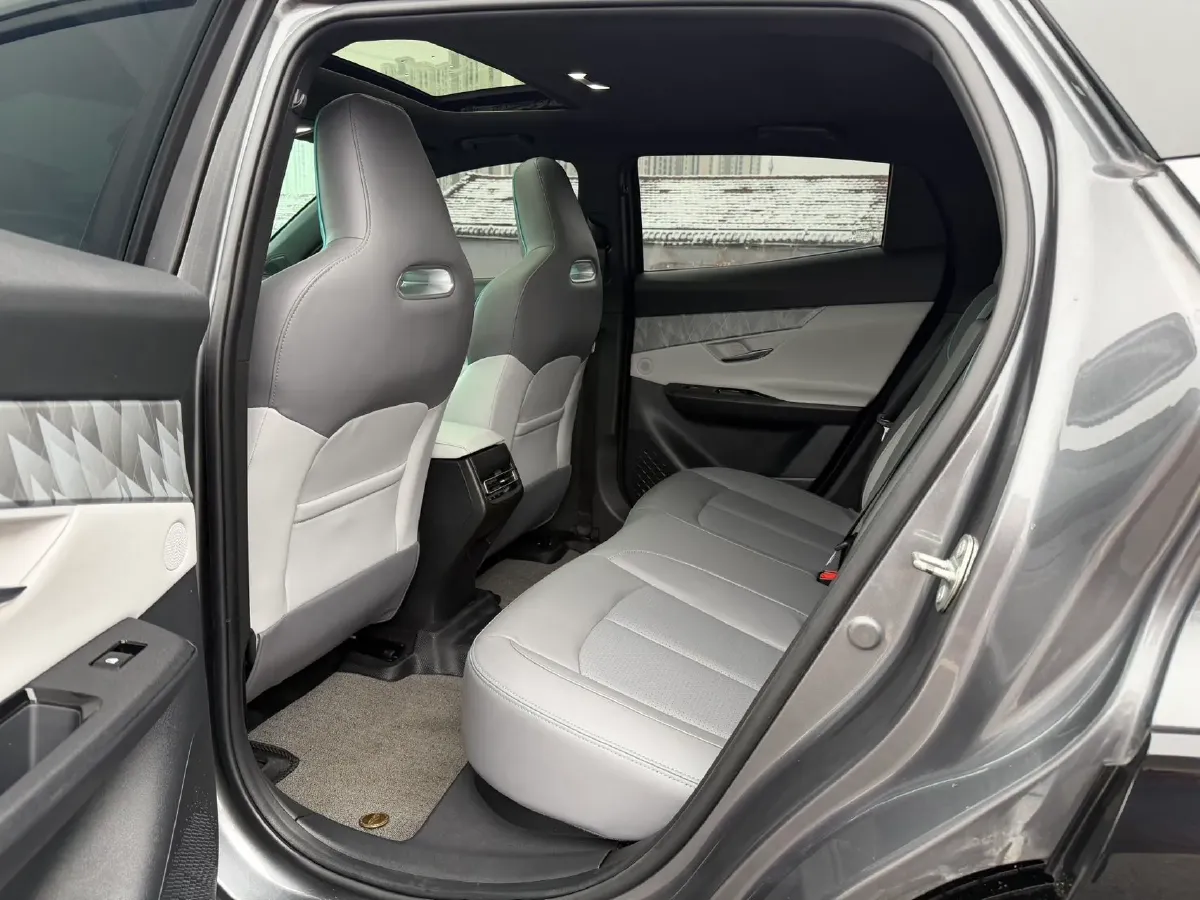 2023 ChangAn UNI-T 1.5T 188HP L4 7DCT,autocango,china used car exporter,china ev exporter,chinese used car exporter,chinese used ev exporter