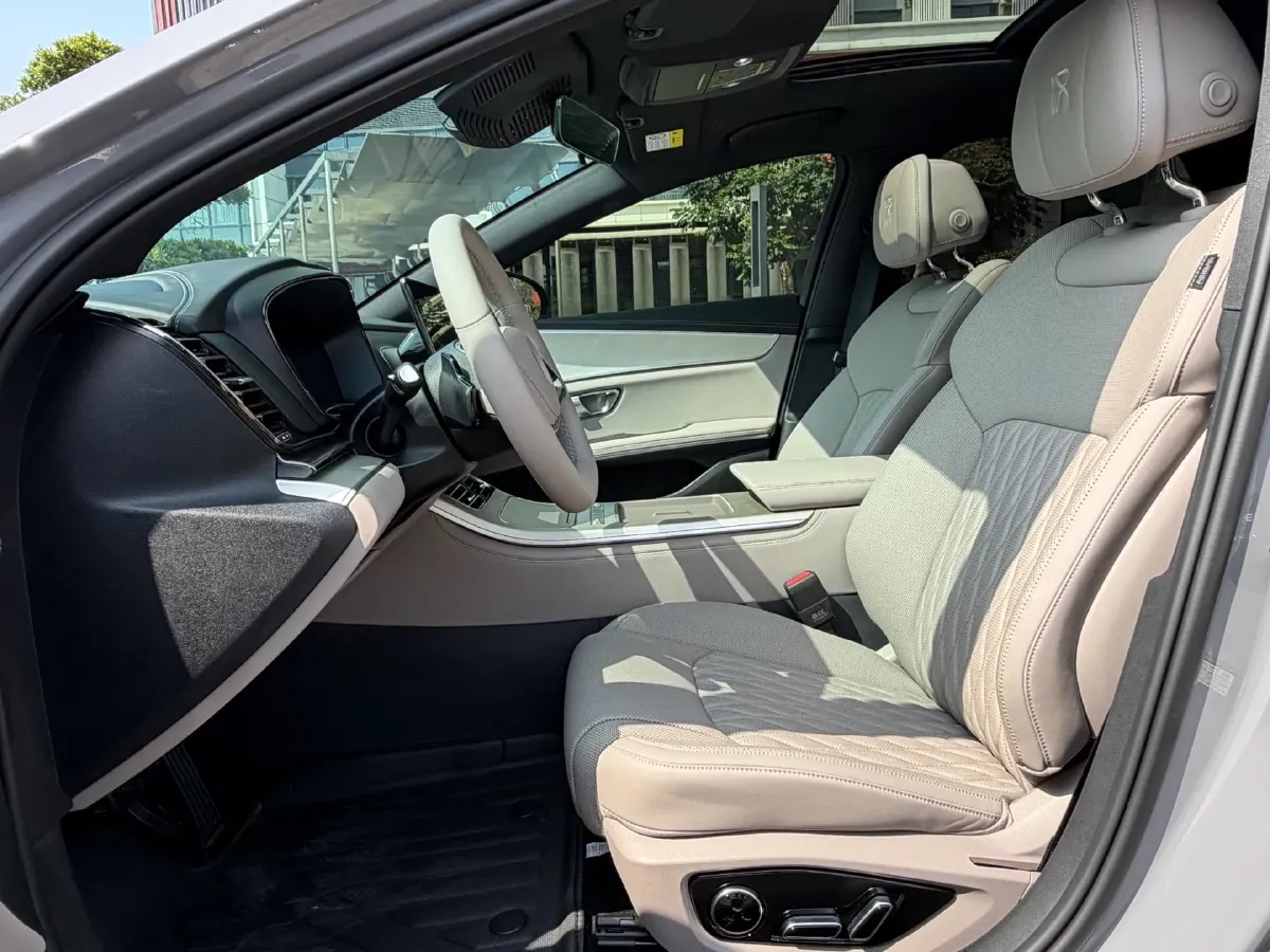 2025 BYD Han 1.5T 156HP L4 E-CVT PHEV,autocango,china used car exporter,china ev exporter,chinese used car exporter,chinese used ev exporter