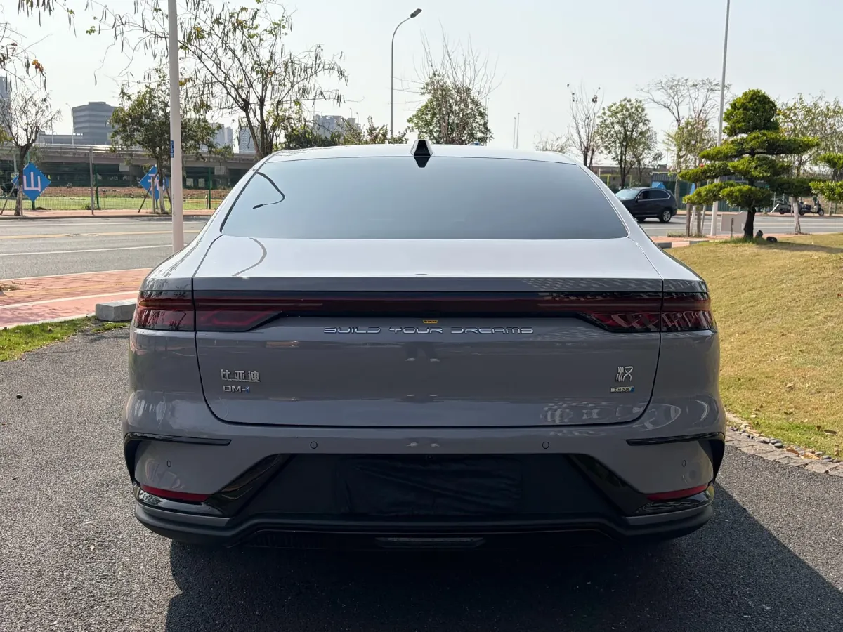 2025 BYD Han 1.5T 156HP L4 E-CVT PHEV,autocango,china used car exporter,china ev exporter,chinese used car exporter,chinese used ev exporter