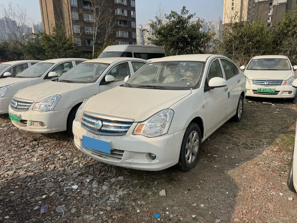 2025 Dongfeng Z9 GE PHEV 1.5T 147HP L4 4DHT PHEV,autocango,china used car exporter,china ev exporter,chinese used car exporter,chinese used ev exporter