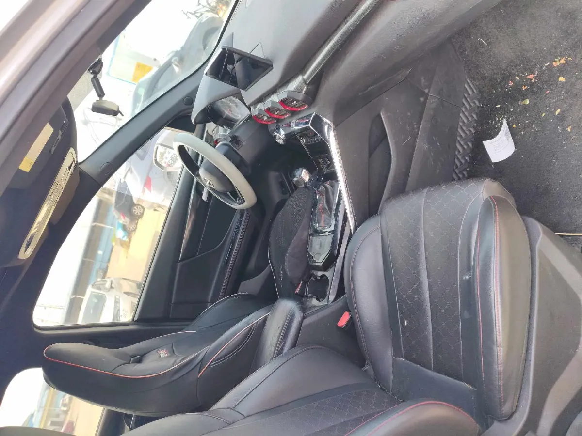 2019 HaiMa 8S 1.6T 195HP L4 6AT,autocango,china used car exporter,china ev exporter,chinese used car exporter,chinese used ev exporter