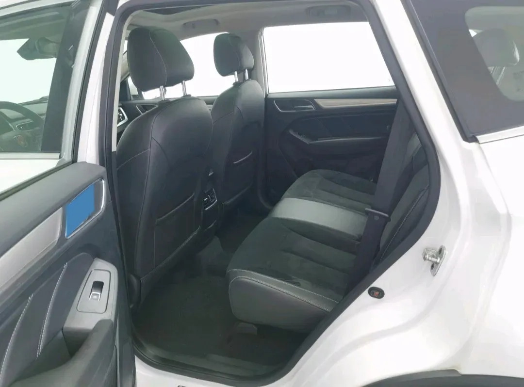 2017 Roewe RX5 BEV 48.3KWH,autocango,china used car exporter,china ev exporter,chinese used car exporter,chinese used ev exporter