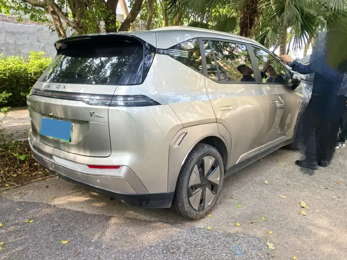 2023 GAC Trumpchi GS4 1.5T 177HP L4 6AT,autocango,china used car exporter,china ev exporter,chinese used car exporter,chinese used ev exporter