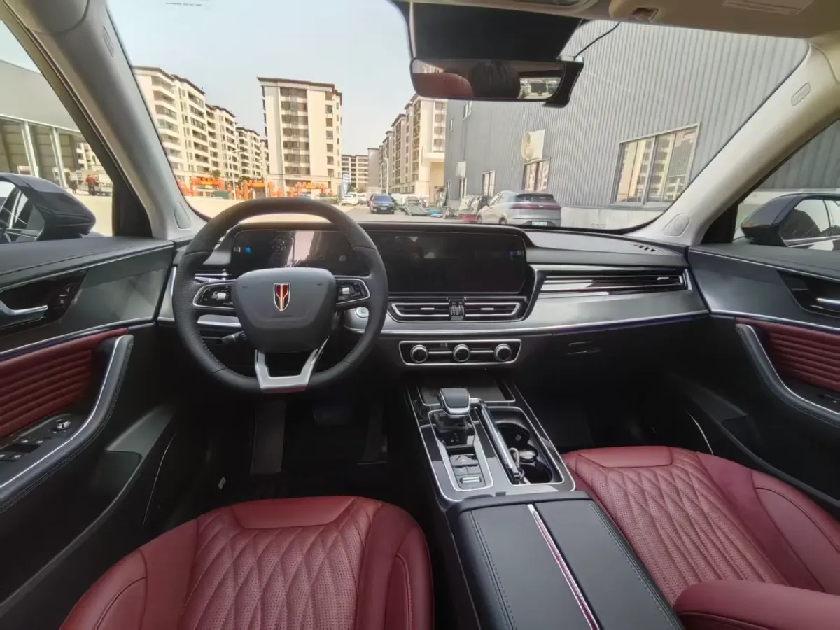 2023 HongQi HS5 2.0T 252HP L4 8AT,autocango,china used car exporter,china ev exporter,chinese used car exporter,chinese used ev exporter