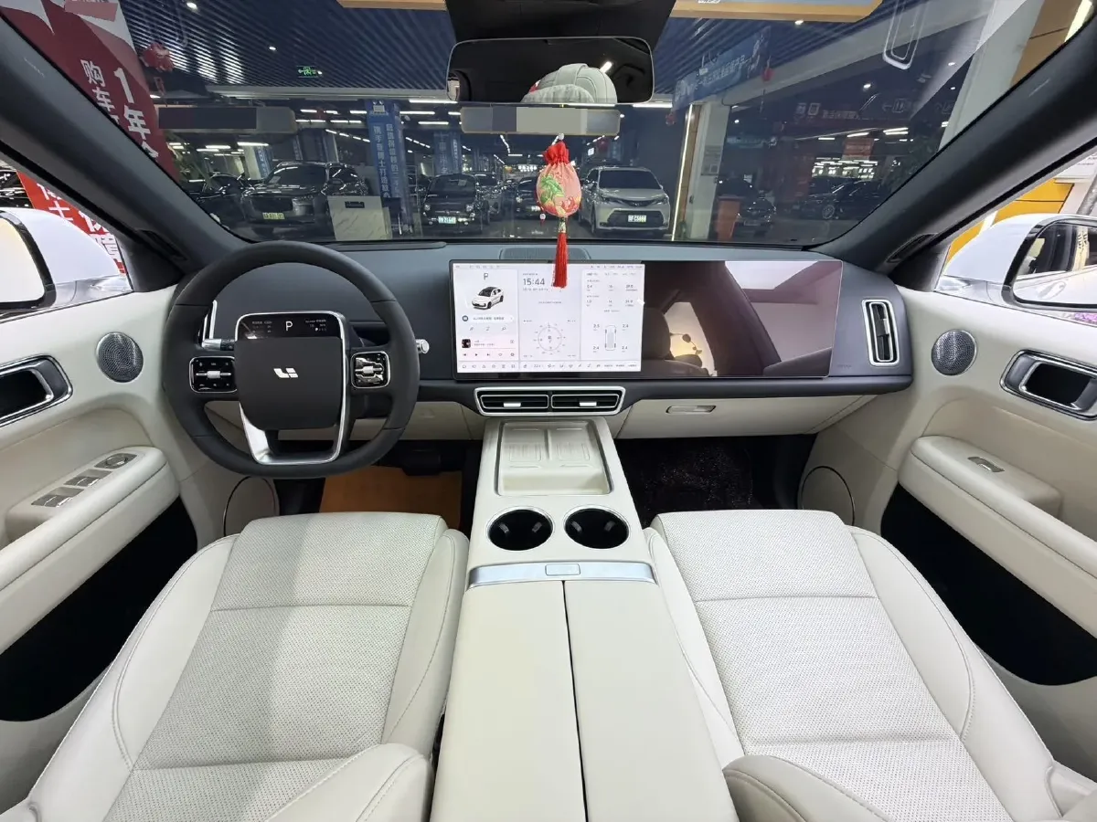 2024 Li L6 Range Extended 154HP L4 REEV 36.8KWH,autocango,china used car exporter,china ev exporter,chinese used car exporter,chinese used ev exporter