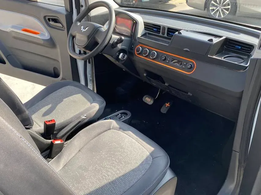 2020 WuLing HongGuang MINI EV BEV 9.3KWH,autocango,china used car exporter,china ev exporter,chinese used car exporter,chinese used ev exporter