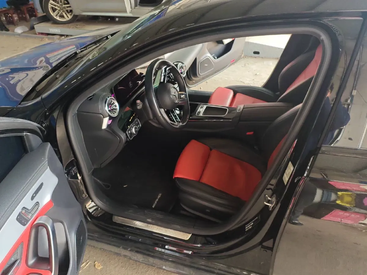 2024 Mercedes-Benz A AMG 2.0T 306HP L4 8DCT,autocango,china used car exporter,china ev exporter,chinese used car exporter,chinese used ev exporter