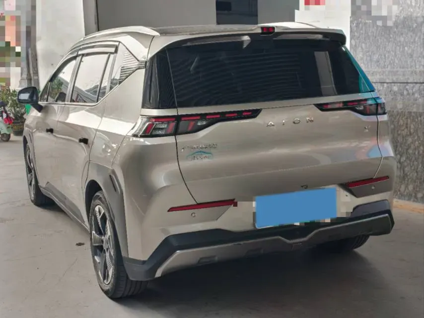 2022 Geely Okavango 1.8T 184HP L4 7DCT,autocango,china used car exporter,china ev exporter,chinese used car exporter,chinese used ev exporter