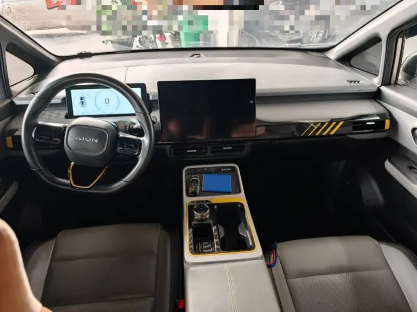 2022 Geely Okavango 1.8T 184HP L4 7DCT,autocango,china used car exporter,china ev exporter,chinese used car exporter,chinese used ev exporter