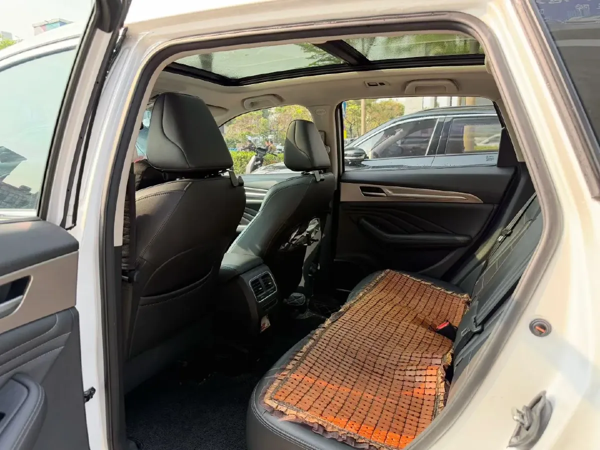 2019 Haval F7 1.5T 169HP L4 7DCT,autocango,china used car exporter,china ev exporter,chinese used car exporter,chinese used ev exporter