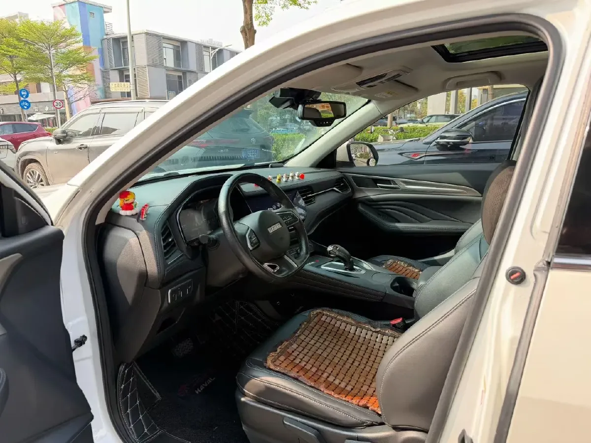 2019 Haval F7 1.5T 169HP L4 7DCT,autocango,china used car exporter,china ev exporter,chinese used car exporter,chinese used ev exporter