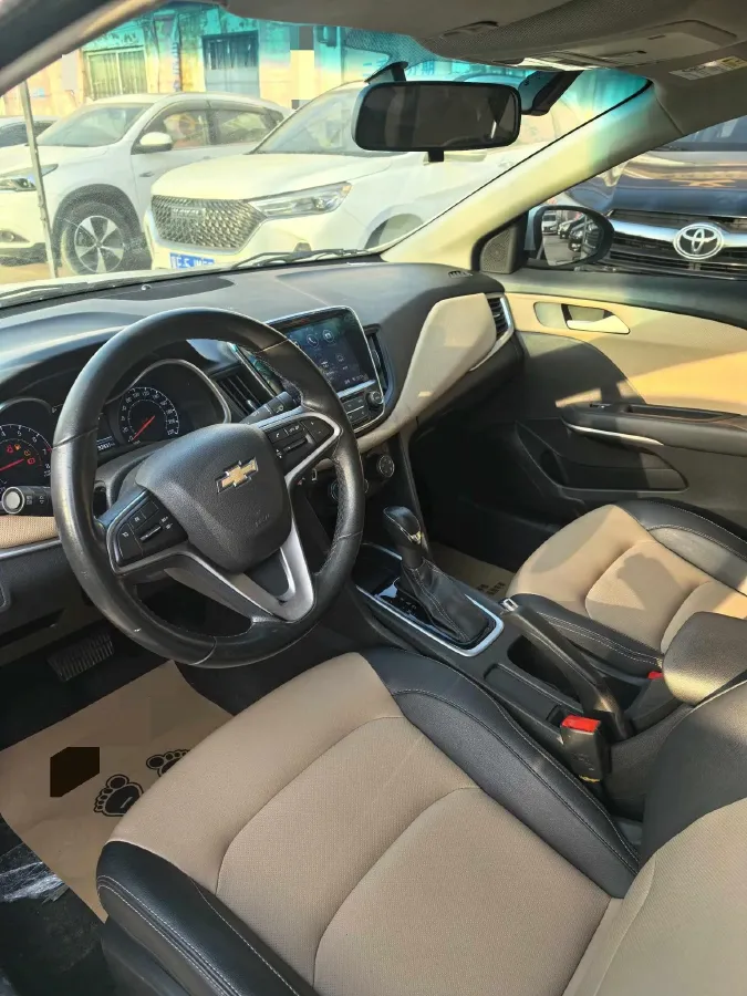 2020 Chevrolet Monza 1.5L 113HP L4 6AT,autocango,china used car exporter,china ev exporter,chinese used car exporter,chinese used ev exporter