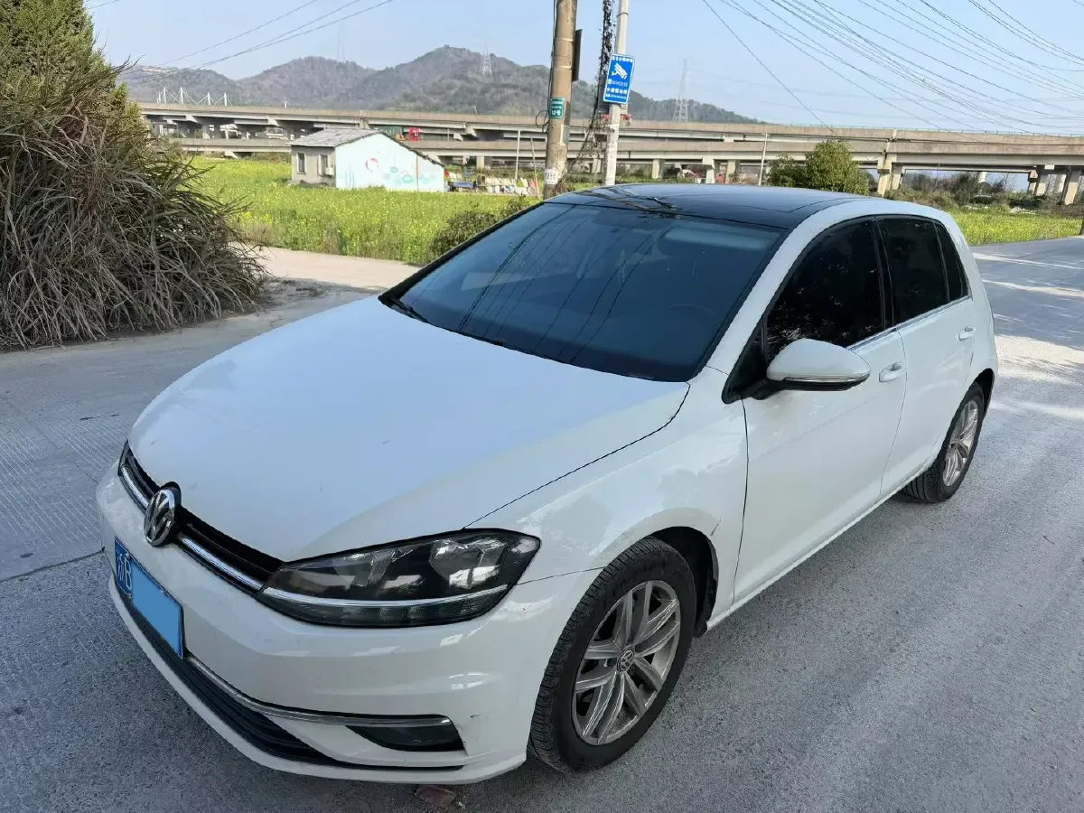 2018 Volkswagen Golf 1.6L 110HP L4 6AT,autocango,china used car exporter,china ev exporter,chinese used car exporter,chinese used ev exporter