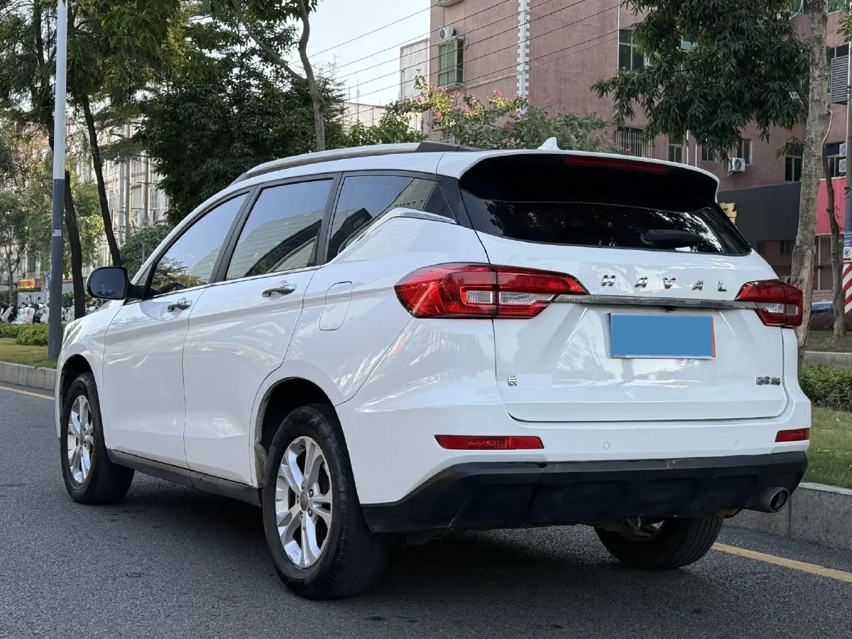 2018 Haval M6 1.5T 150HP L4 7DCT,autocango,china used car exporter,china ev exporter,chinese used car exporter,chinese used ev exporter