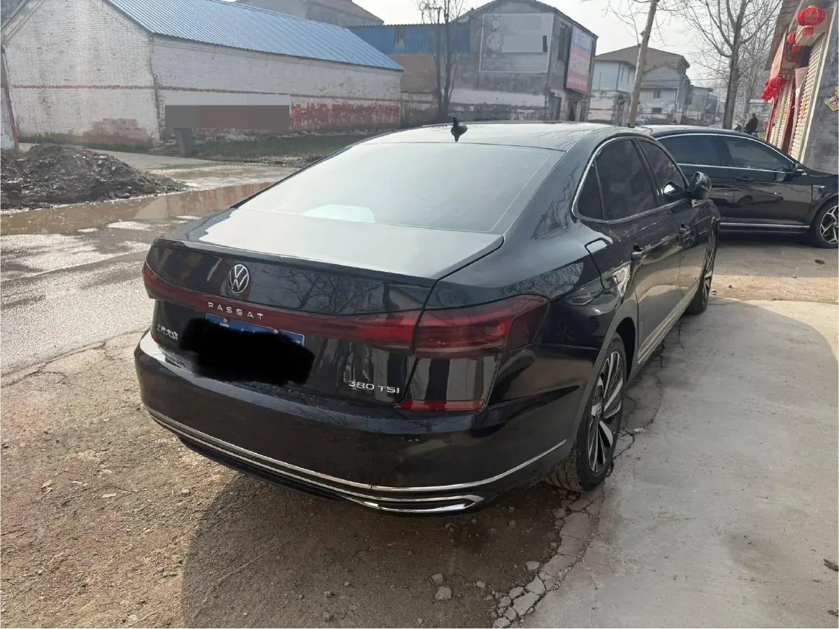 2024 Volkswagen Passat 2.0T 220HP L4 7DCT,autocango,china used car exporter,china ev exporter,chinese used car exporter,chinese used ev exporter