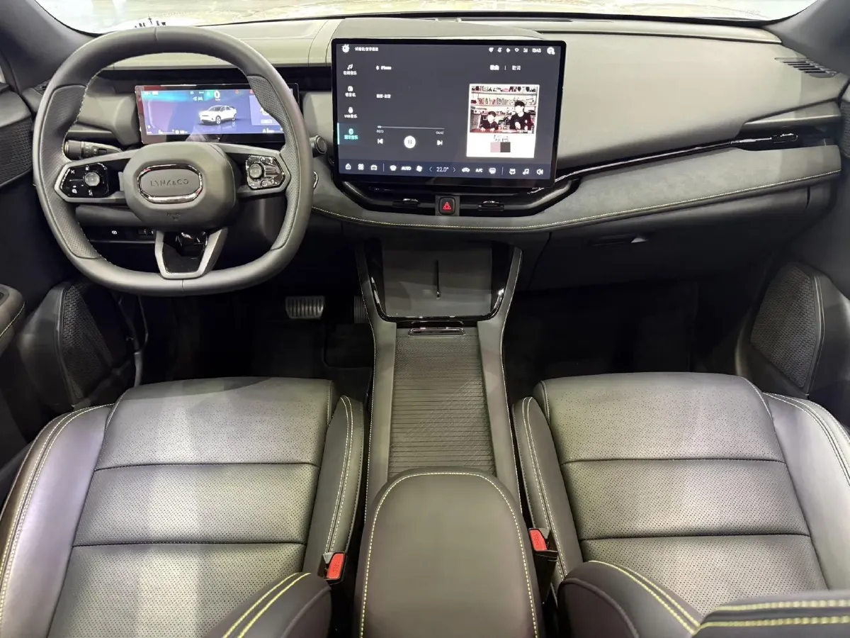 2025 LYNK&CO 06 1.5T 181HP L4 7DCT,autocango,china used car exporter,china ev exporter,chinese used car exporter,chinese used ev exporter