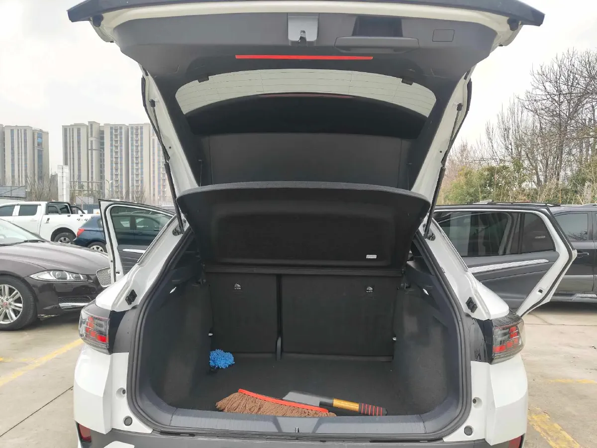 2024 Volkswagen ID.4 Crozz BEV 55.7KWH,autocango,china used car exporter,china ev exporter,chinese used car exporter,chinese used ev exporter