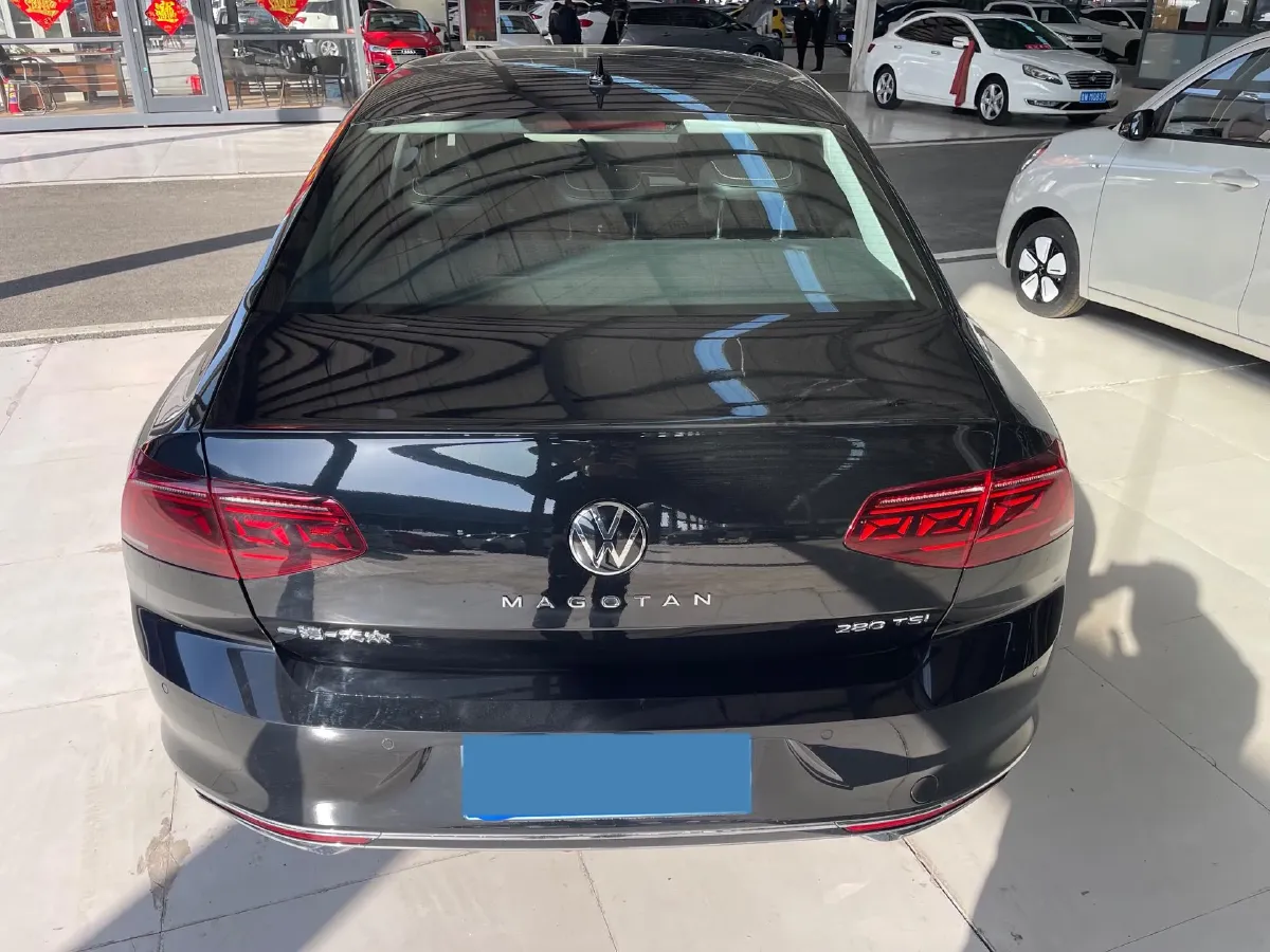 2025 Volkswagen Magotan 1.4T 150HP L4 7DCT,autocango,china used car exporter,china ev exporter,chinese used car exporter,chinese used ev exporter