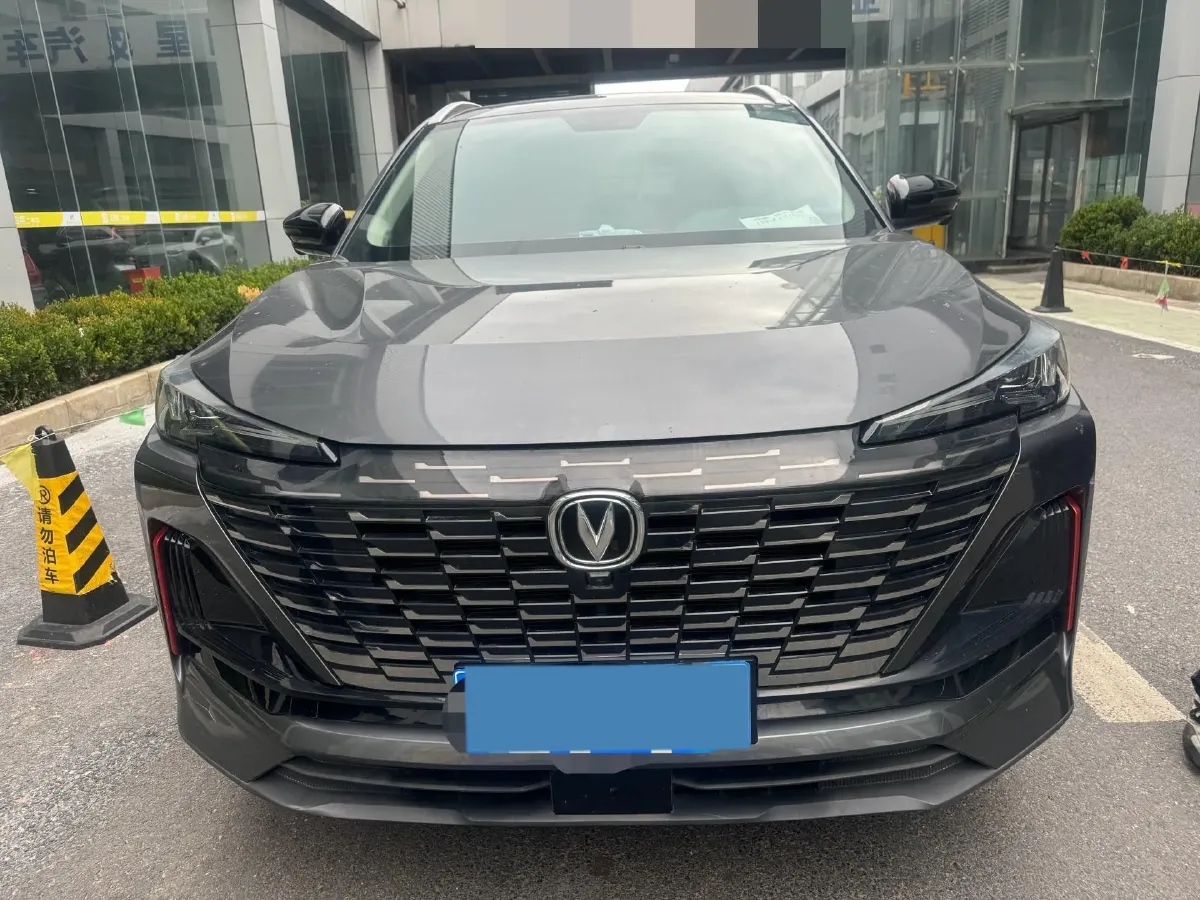 2022 ChangAn Oshan X7 Plus 1.5T 188HP L4 7DCT,autocango,china used car exporter,china ev exporter,chinese used car exporter,chinese used ev exporter