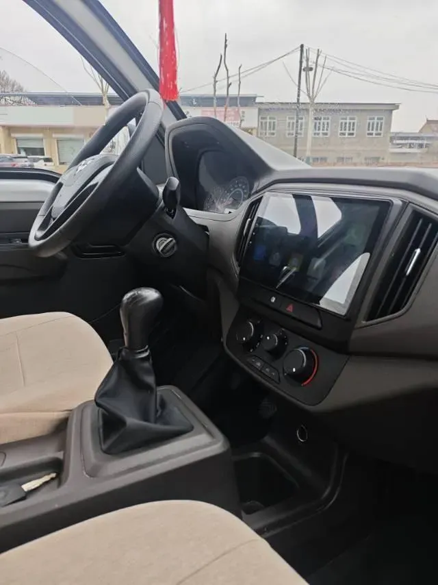 2019 WuLing RongGuang New Truck 1.5L 99HP L4 5MT,autocango,china used car exporter,china ev exporter,chinese used car exporter,chinese used ev exporter