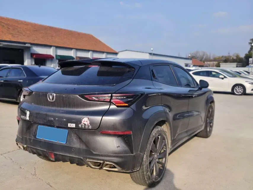 2020 ChangAn UNI-T 1.5T 180HP L4 7DCT,autocango,china used car exporter,china ev exporter,chinese used car exporter,chinese used ev exporter