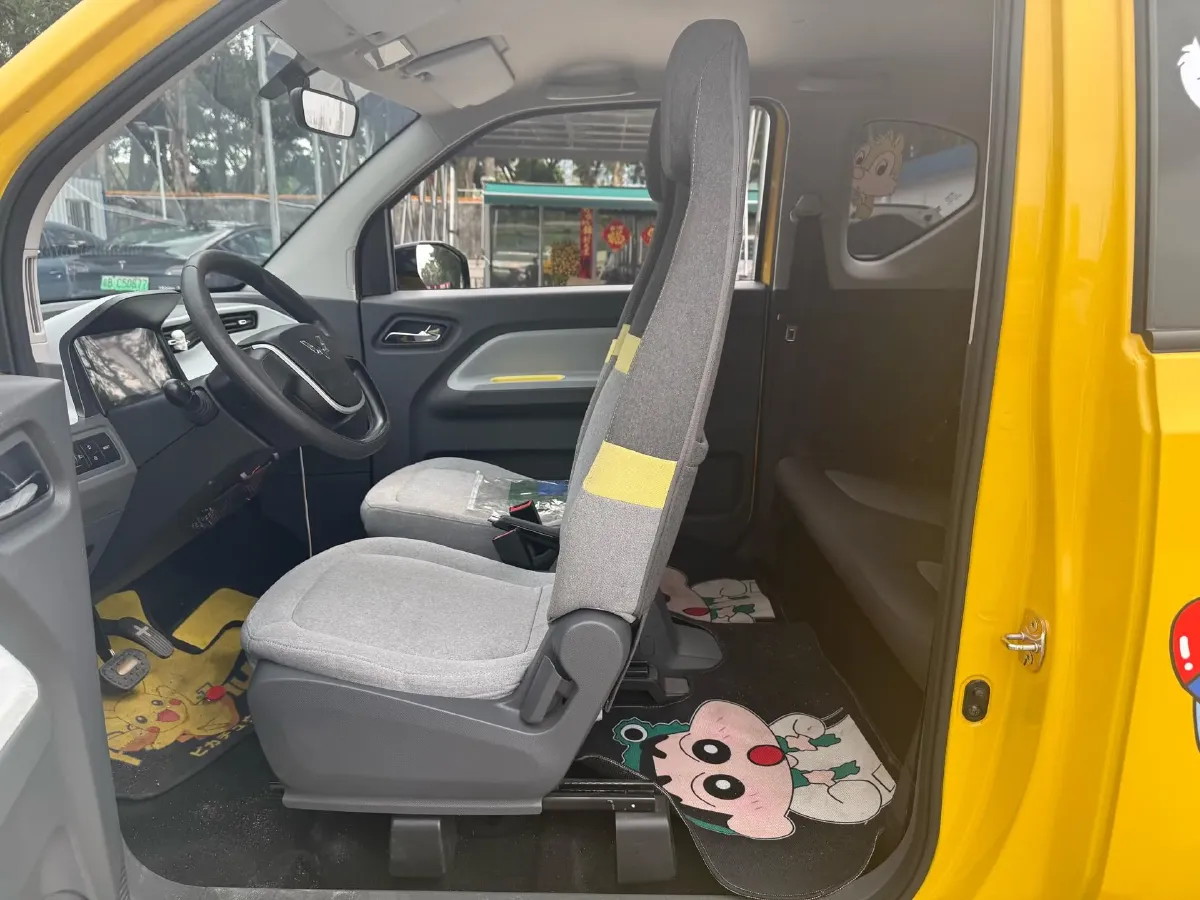 2021 WuLing HongGuang MINI EV BEV 9.3KWH,autocango,china used car exporter,china ev exporter,chinese used car exporter,chinese used ev exporter