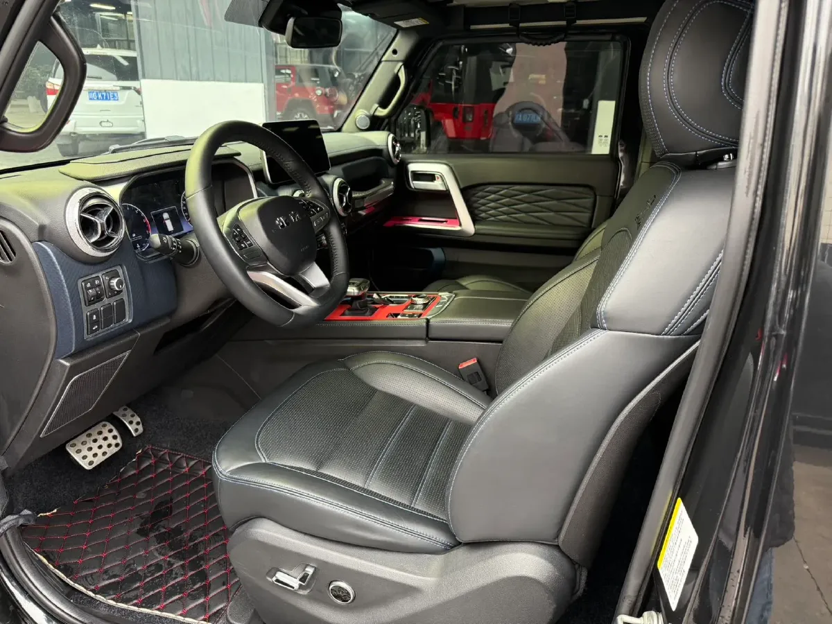 2020 Beijing BJ40 2.0T 224HP L4 8AT,autocango,china used car exporter,china ev exporter,chinese used car exporter,chinese used ev exporter