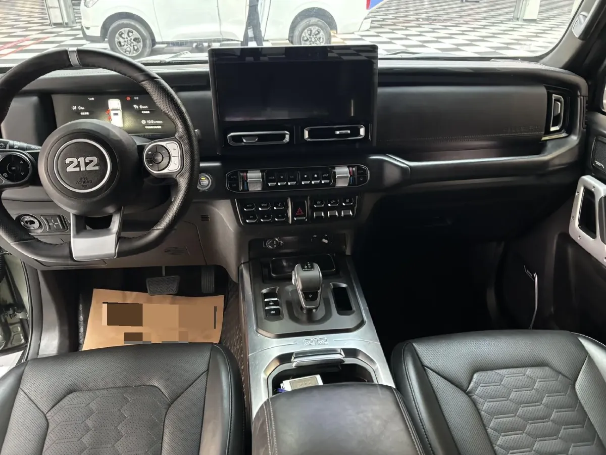 2024 212 212 T01 2.0T 252HP L4 8AT,autocango,china used car exporter,china ev exporter,chinese used car exporter,chinese used ev exporter