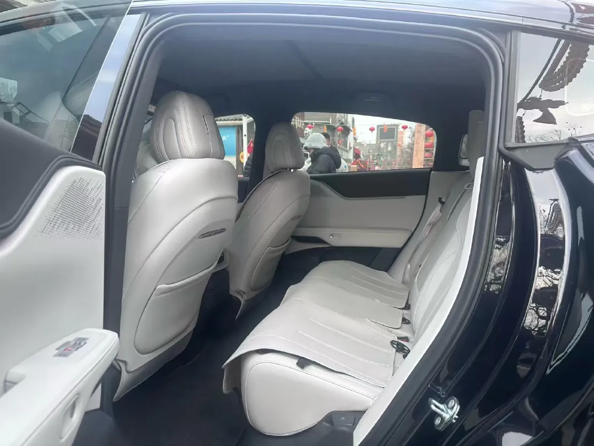 2025 Xpeng G6 BEV 68.5KWH,autocango,china used car exporter,china ev exporter,chinese used car exporter,chinese used ev exporter