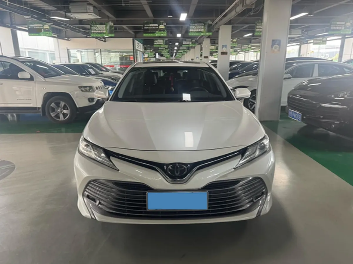2019 Toyota Camry 2.0L 178HP L4 CVT,autocango,china used car exporter,china ev exporter,chinese used car exporter,chinese used ev exporter