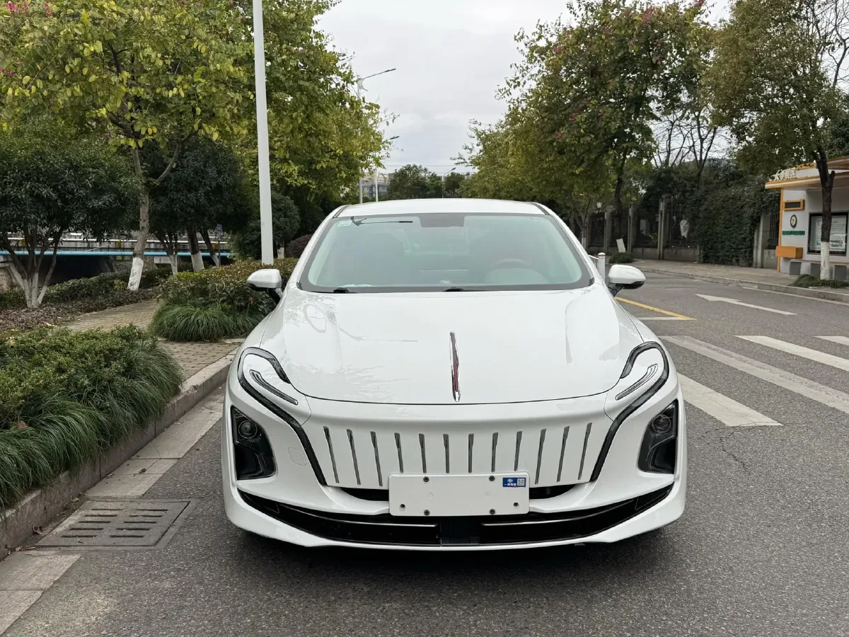 2022 HongQi E-QM5 BEV 54KWH,autocango,china used car exporter,china ev exporter,chinese used car exporter,chinese used ev exporter