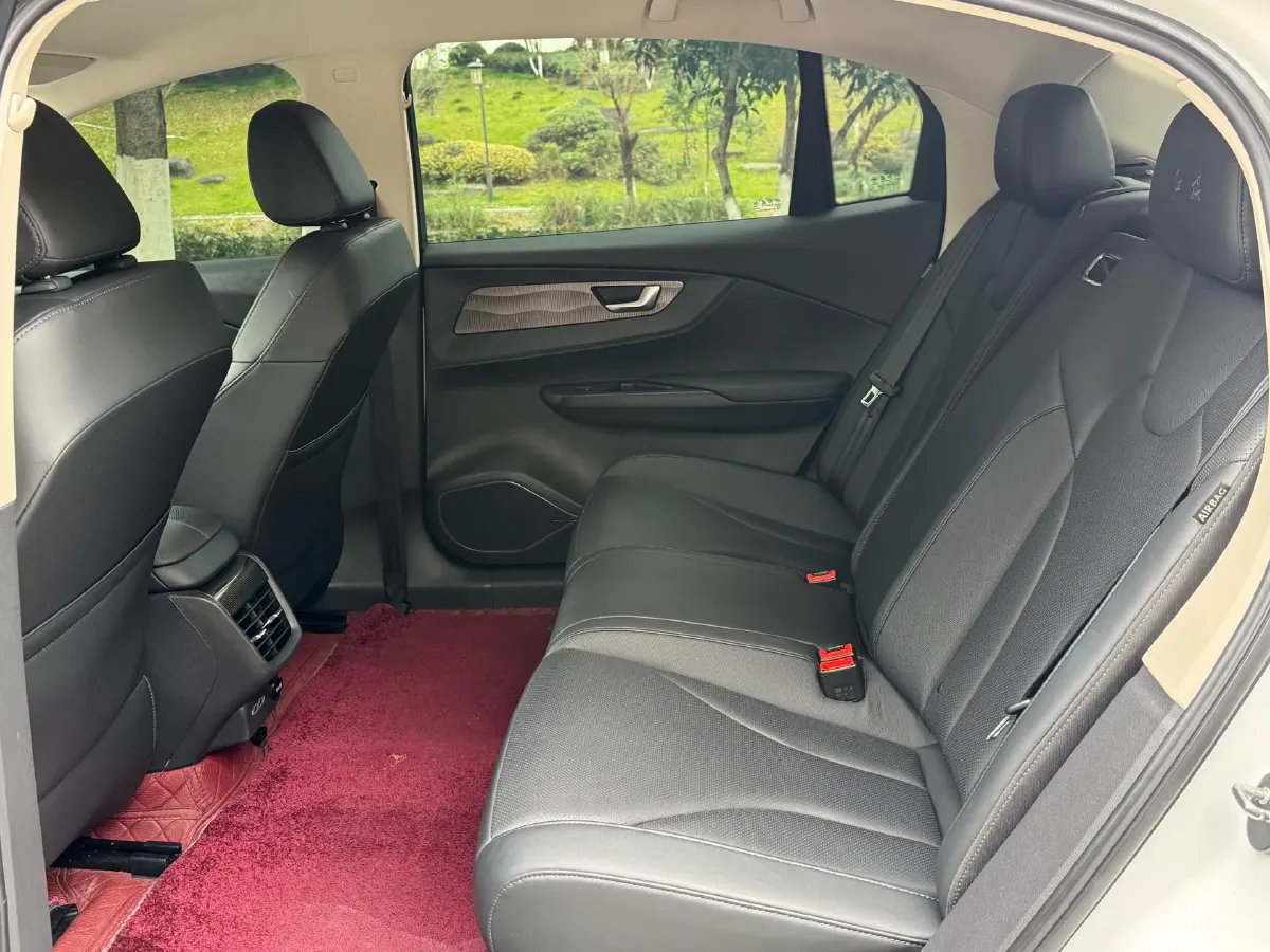 2022 HongQi E-QM5 BEV 54KWH,autocango,china used car exporter,china ev exporter,chinese used car exporter,chinese used ev exporter