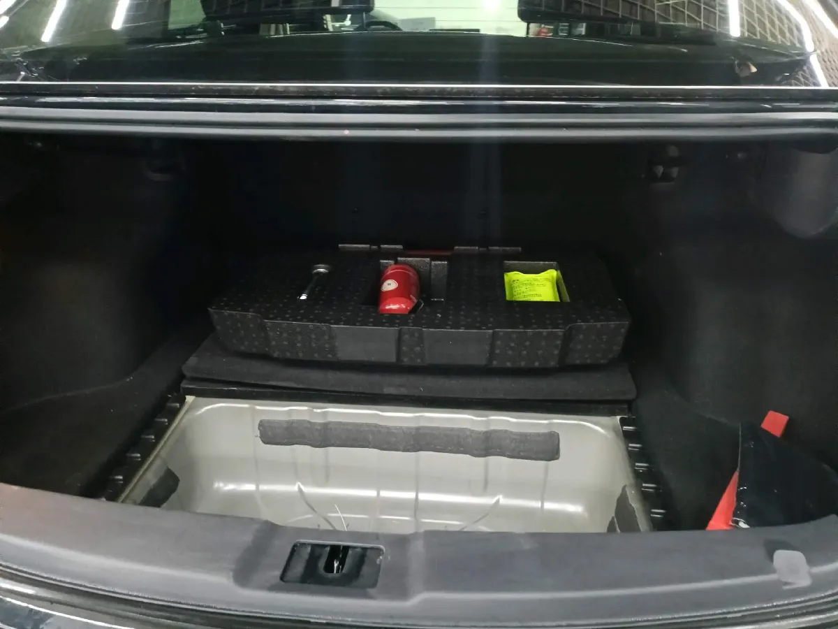 2023 HongQi E-QM5 BEV 54KWH,autocango,china used car exporter,china ev exporter,chinese used car exporter,chinese used ev exporter