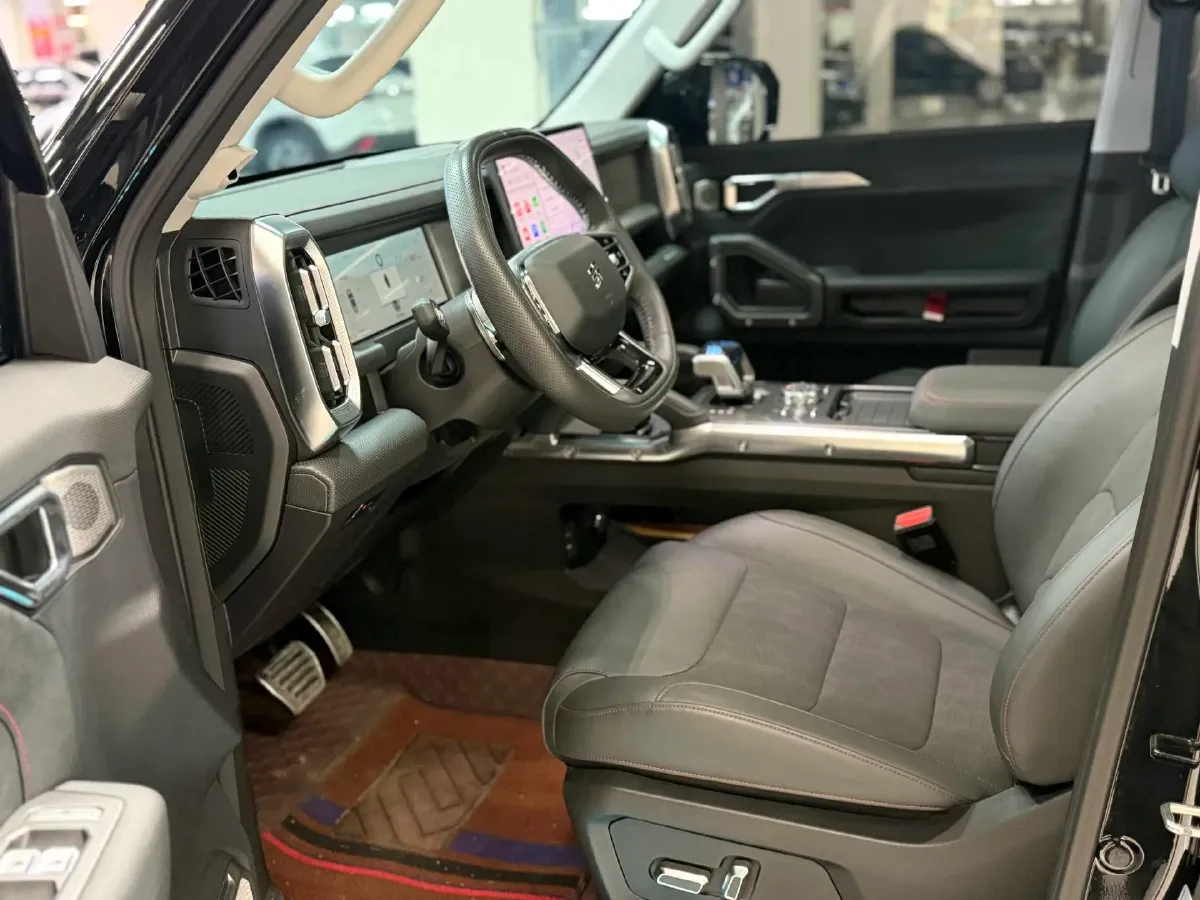 2023 Jetour Traveller 2.0T 254HP L4 8AT,autocango,china used car exporter,china ev exporter,chinese used car exporter,chinese used ev exporter