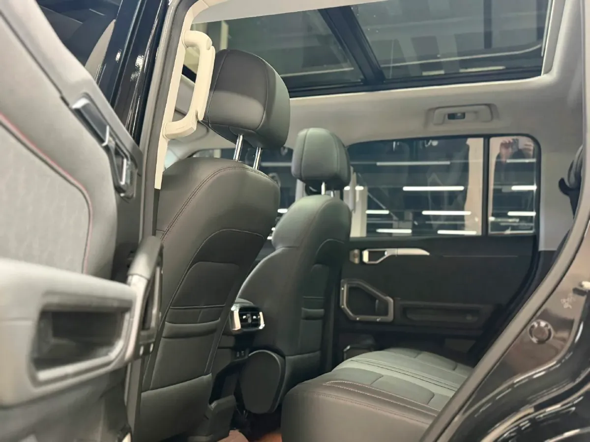 2023 Jetour Traveller 2.0T 254HP L4 8AT,autocango,china used car exporter,china ev exporter,chinese used car exporter,chinese used ev exporter