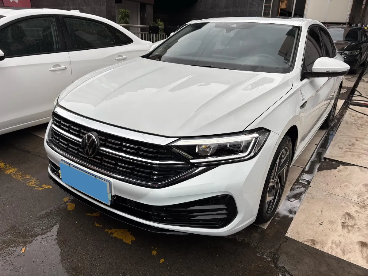 2023 Volkswagen Sagitar 1.5T 160HP L4 7DCT,autocango,china used car exporter,china ev exporter,chinese used car exporter,chinese used ev exporter