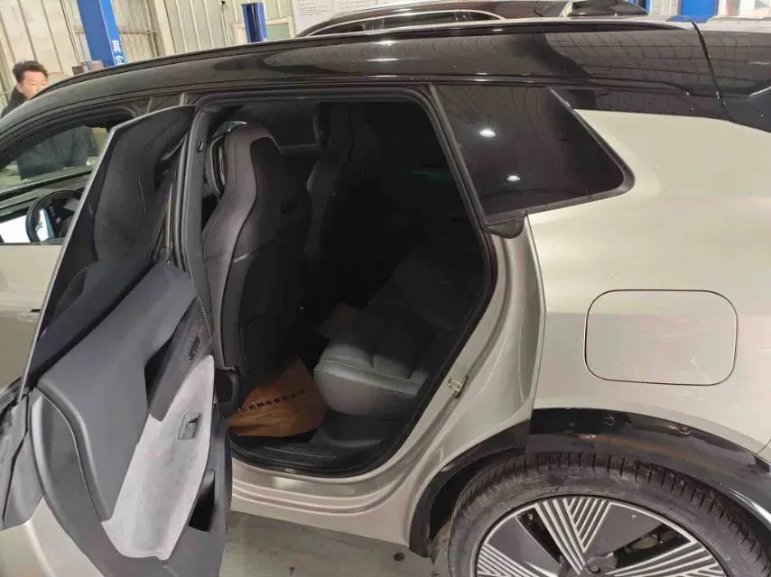 2023 LYNK&CO 08 EM-P 1.5T 163HP L4 3DHT PHEV 39.6KWH,autocango,china used car exporter,china ev exporter,chinese used car exporter,chinese used ev exporter