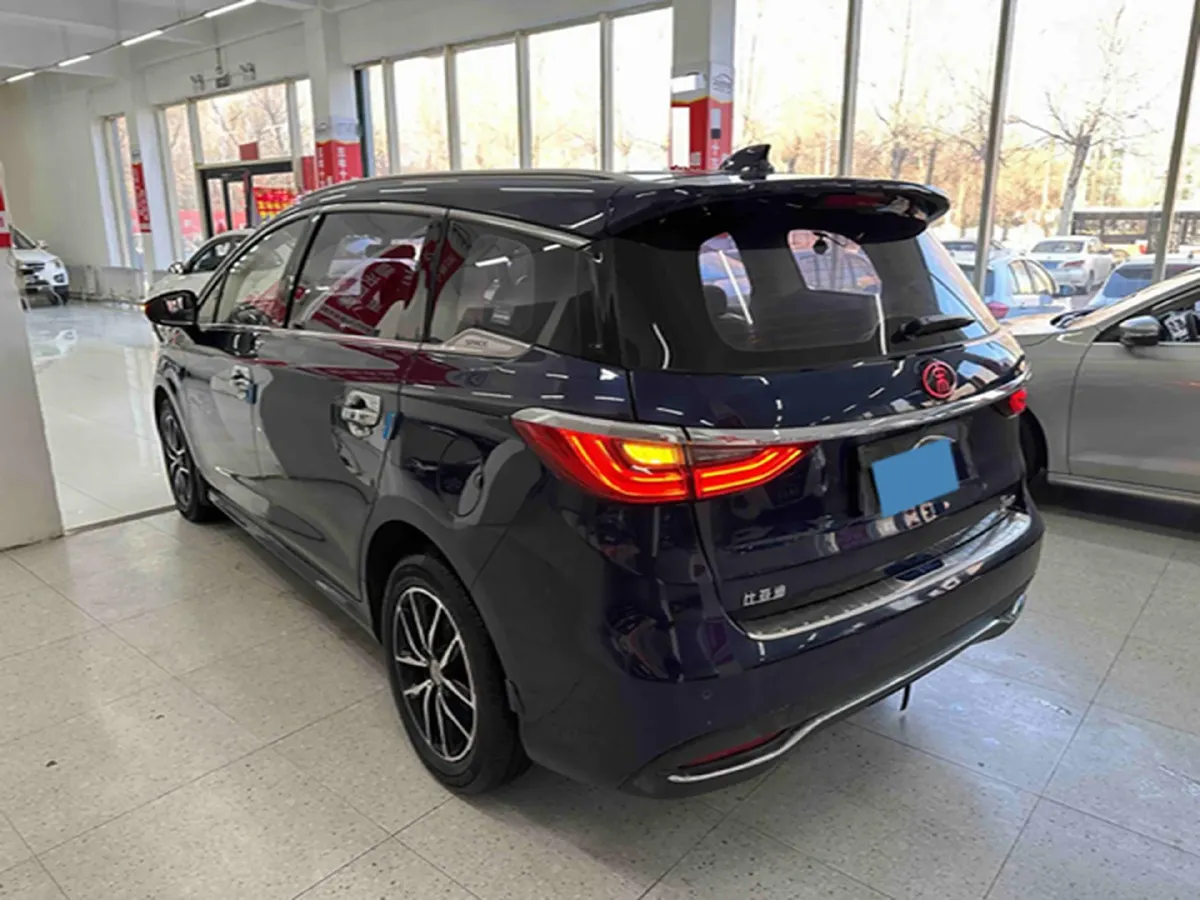 2017 BYD Song MAX 1.5T 154HP L4 6DCT,autocango,china used car exporter,china ev exporter,chinese used car exporter,chinese used ev exporter