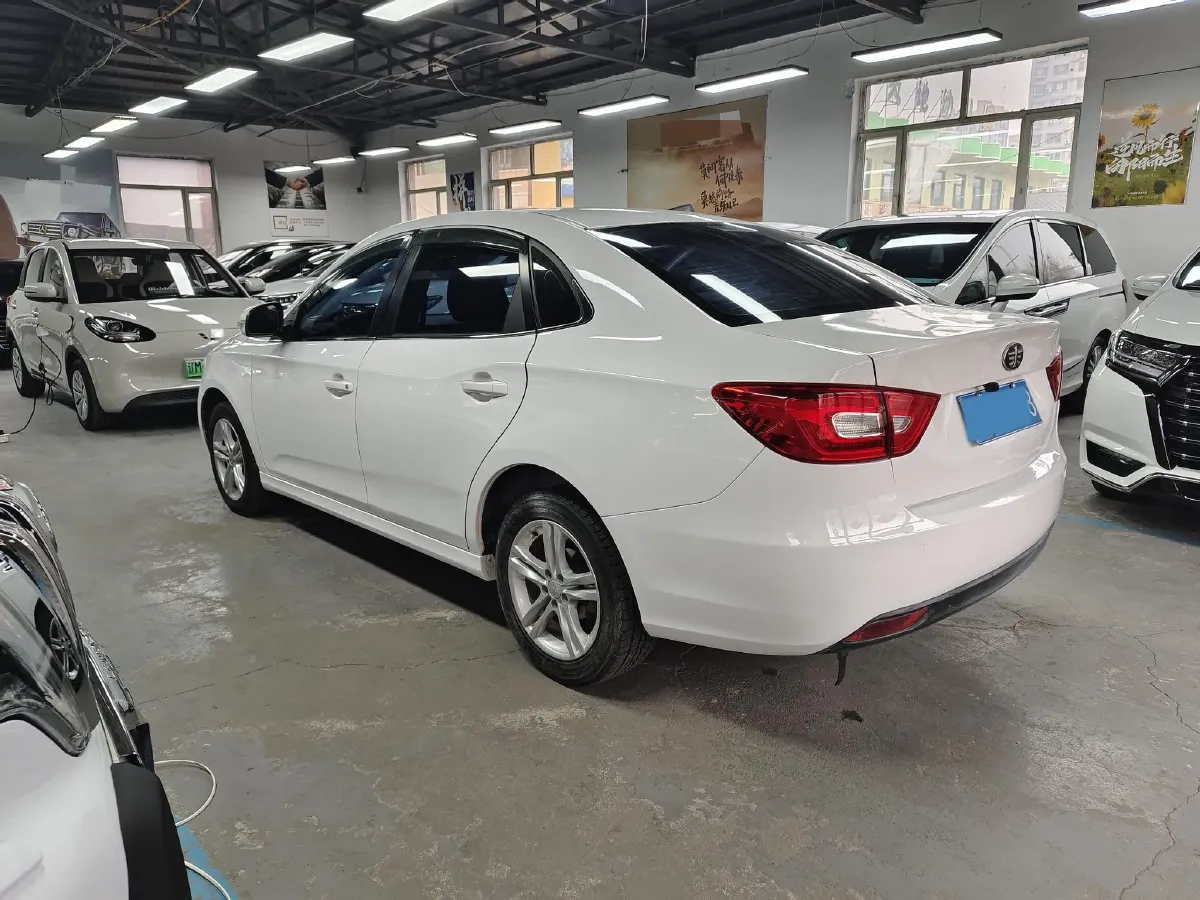 2019 Bestune B30 1.6L 109HP L4 6AT,autocango,china used car exporter,china ev exporter,chinese used car exporter,chinese used ev exporter