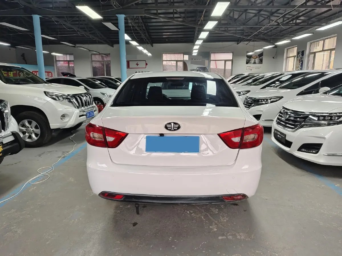 2019 Bestune B30 1.6L 109HP L4 6AT,autocango,china used car exporter,china ev exporter,chinese used car exporter,chinese used ev exporter