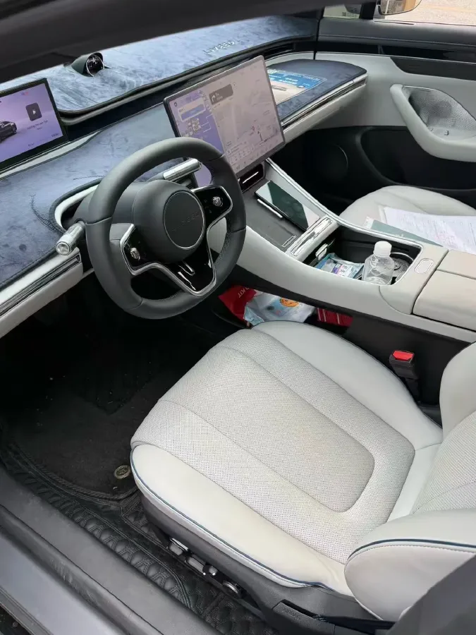 2024 Luxeed S7 BEV 82KWH,autocango,china used car exporter,china ev exporter,chinese used car exporter,chinese used ev exporter