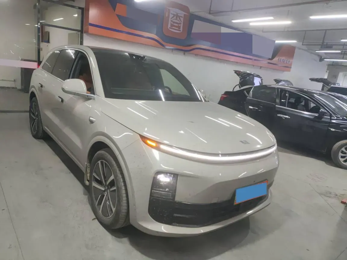 2024 Li L6 Range Extended 154HP L4 REEV 36.8KWH,autocango,china used car exporter,china ev exporter,chinese used car exporter,chinese used ev exporter