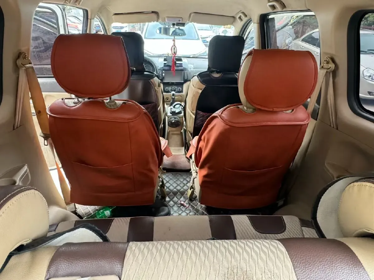 2014 WuLing HongGuang 1.5L 112HP L4 5MT,autocango,china used car exporter,china ev exporter,chinese used car exporter,chinese used ev exporter