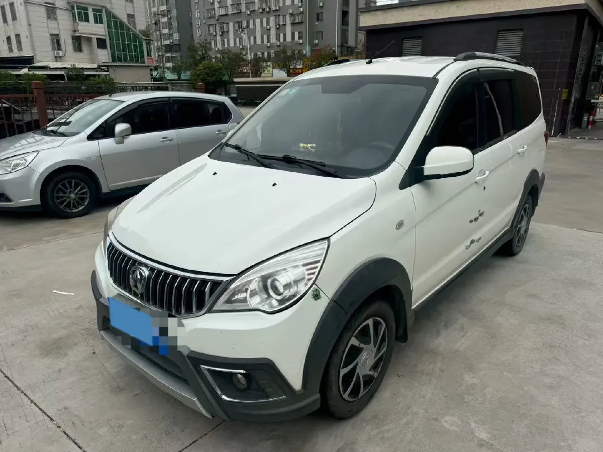 2014 WuLing HongGuang 1.5L 112HP L4 5MT,autocango,china used car exporter,china ev exporter,chinese used car exporter,chinese used ev exporter